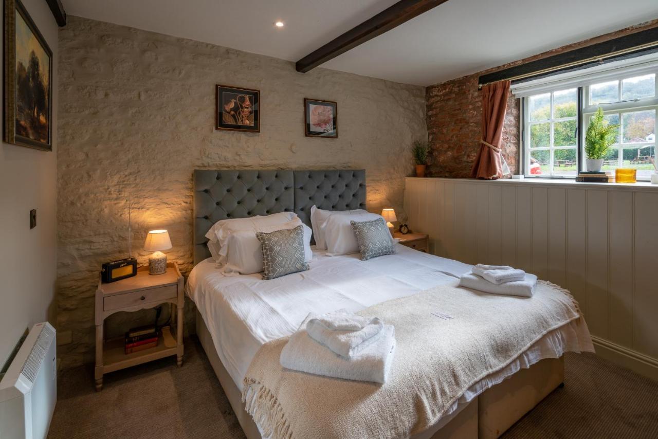 Hotel The Ring 'O' Bells à Compton Martin Extérieur photo